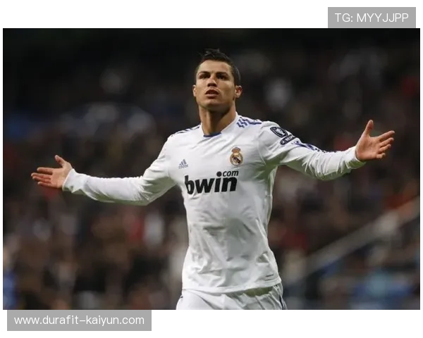 近几十年足球球星排名榜分析与讨论：从梅西C罗到新一代天才的崛起